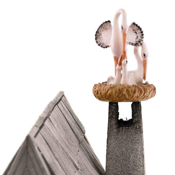 Storchnest mit Familie Storchnest mit Familie