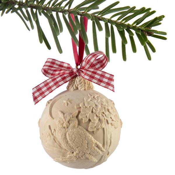 Weihnachtskugel mit Eule Zirbelholz Weihnachtskugel mit Eule Zirbelholz