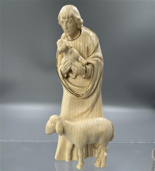 Hirt mit Schaf und Lamm