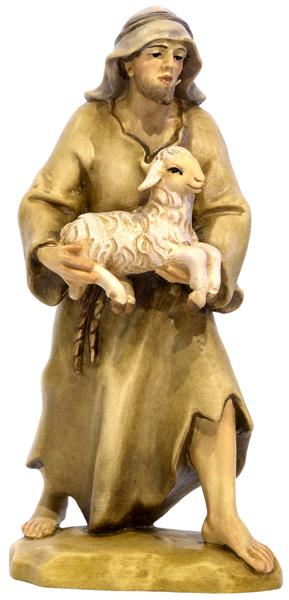 Hirte stehend mit Lamm