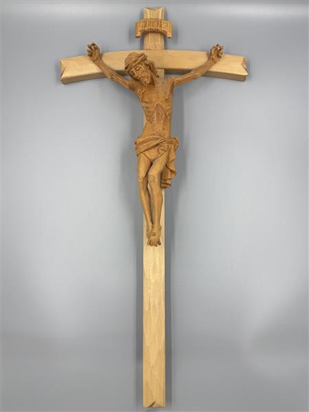 Kruzifix mit Christus aus Zirbelholz Kruzifix mit Christus aus Zirbelholz