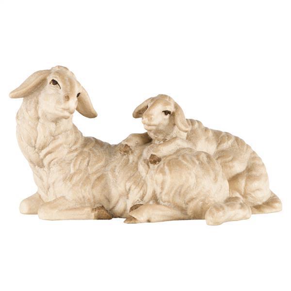 Schaf liegend mit Lamm