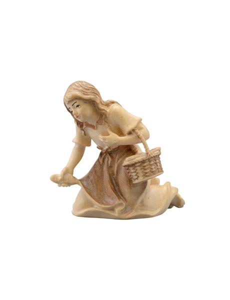 Mädchen mit Brotkorb